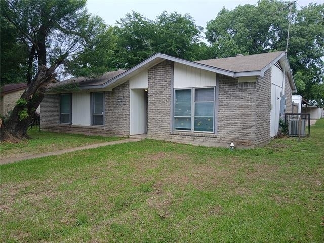 12109 Bishop Drive - Photo 3