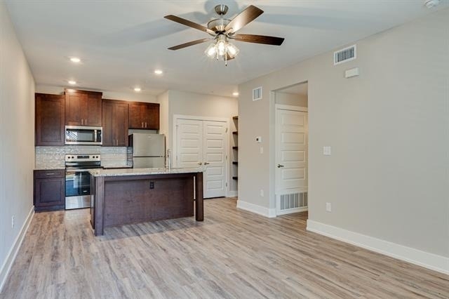 115 W Jones - Photo 0