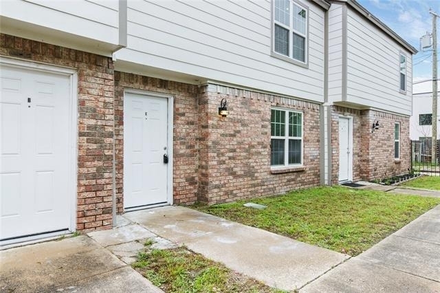 4620 San Jacinto Street - Photo 1