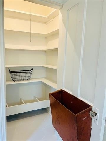 626 W Chestnut Street - Photo 9