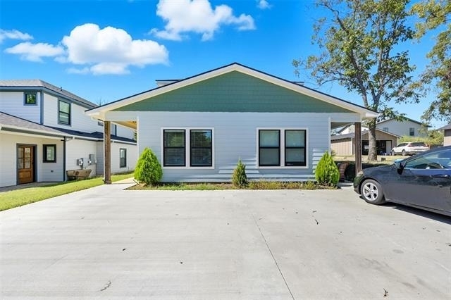 1309 S 5th Avenue - Photo 0