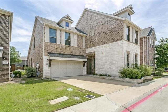 242 Woodson Street - Photo 1