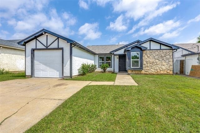 1505 Gentle Wind Drive - Photo 0