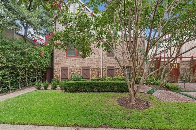 3444 Rankin Street - Photo 1