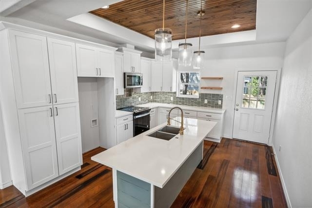 5718 Barkridge Drive - Photo 10