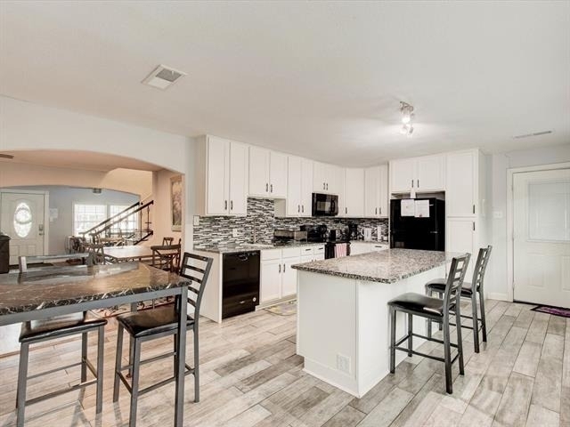 2801 W Biddison Street - Photo 12