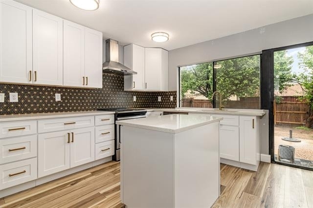 4716 Roberts Drive - Photo 2