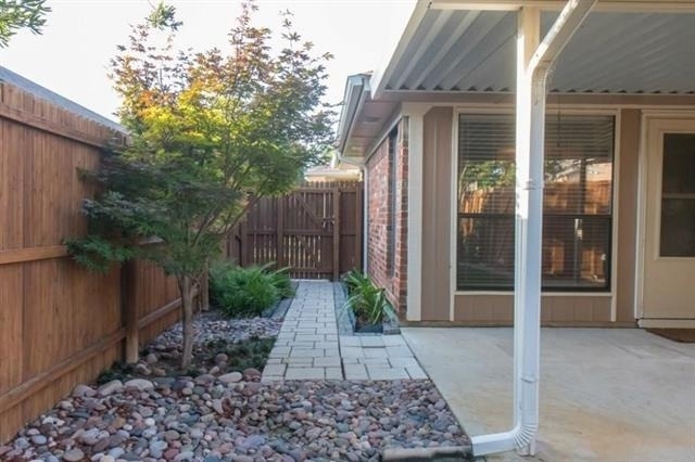 557 Grace - Photo 3