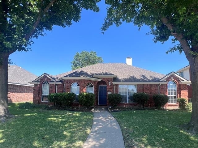 1510 Scottsman Drive - Photo 0