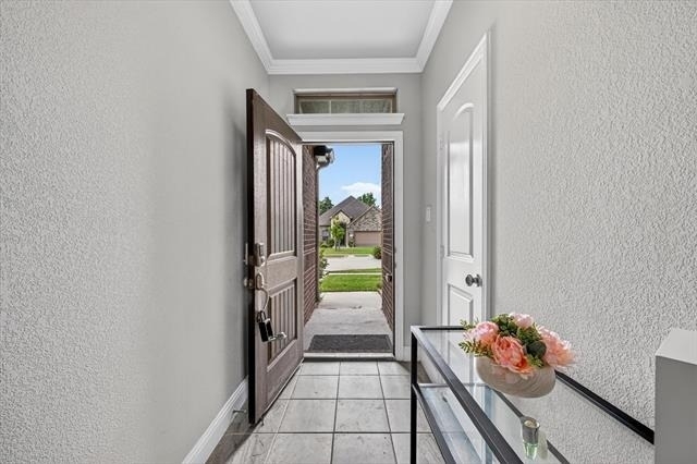 7815 Cottonwood Drive - Photo 2