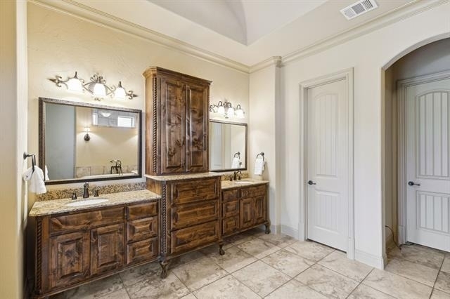 5501 Lake Geneva Court - Photo 20