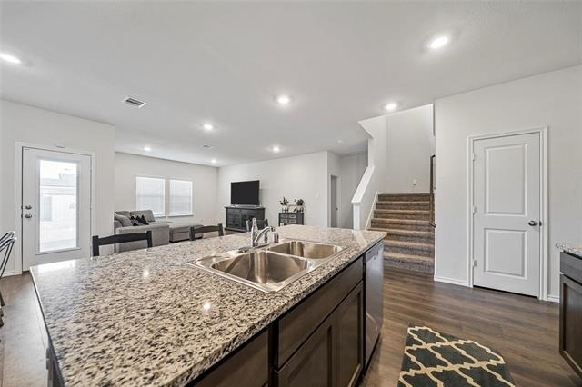 813 Cottonwood Way - Photo 32