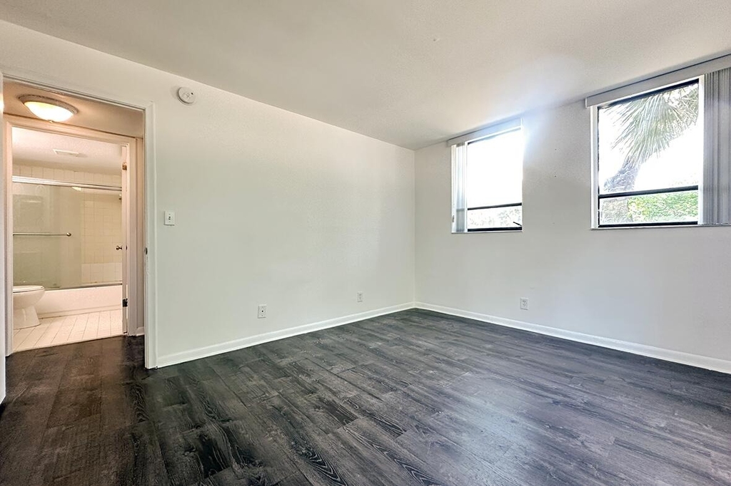 1900 N Congress Avenue - Photo 14
