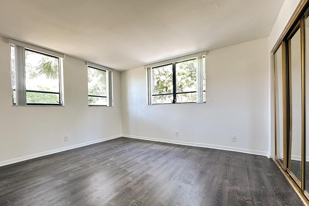 1900 N Congress Avenue - Photo 13