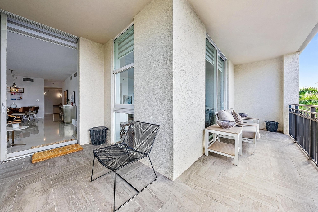 550 Okeechobee Boulevard - Photo 10
