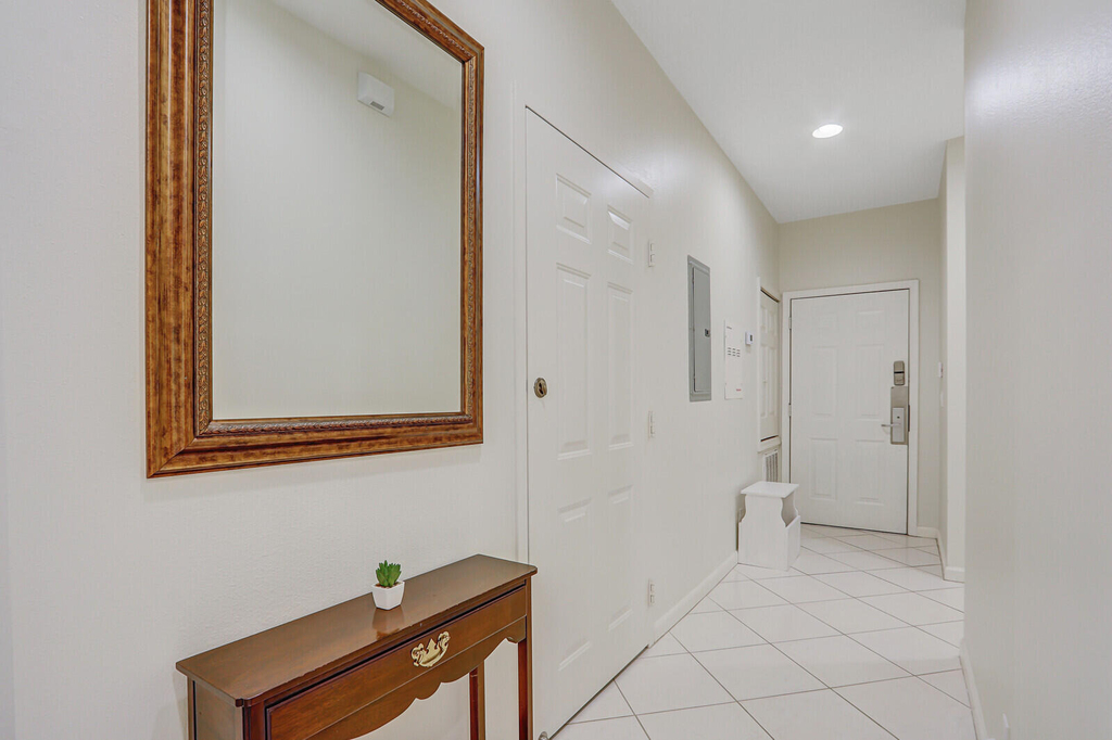 8931 Sandshot Court - Photo 2
