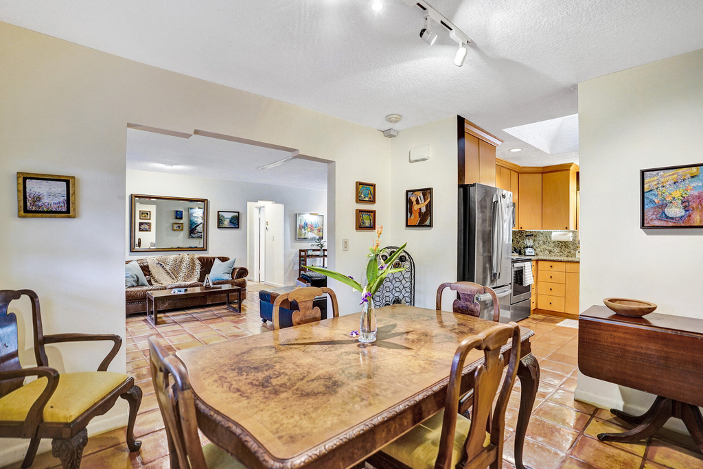 420 Ne 36th Street - Photo 17