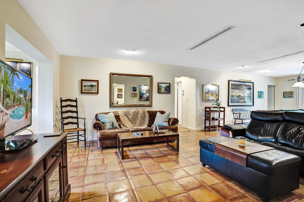 420 Ne 36th Street - Photo 19
