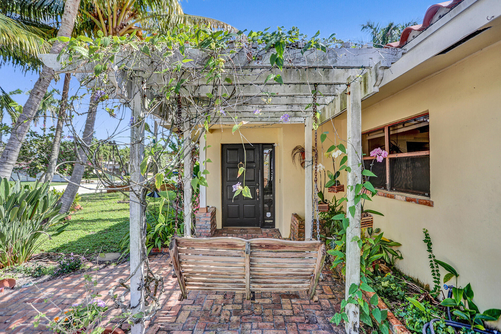 420 Ne 36th Street - Photo 5