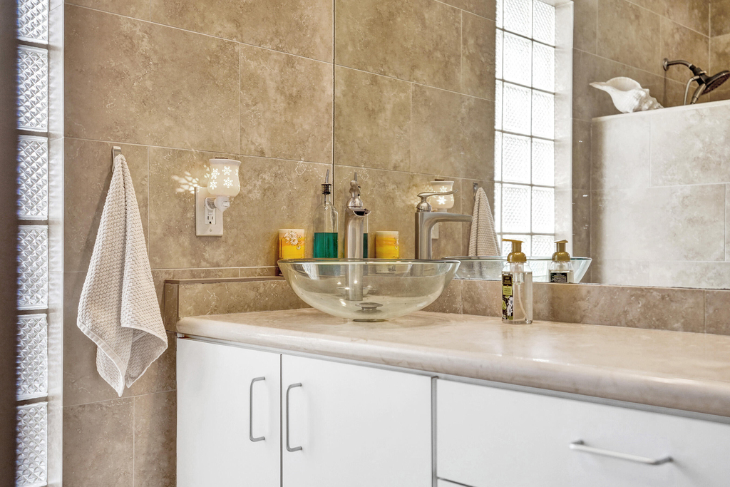 420 Ne 36th Street - Photo 25