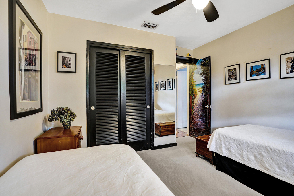 420 Ne 36th Street - Photo 32