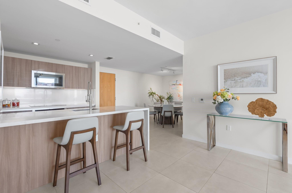401 N Birch Road - Photo 5
