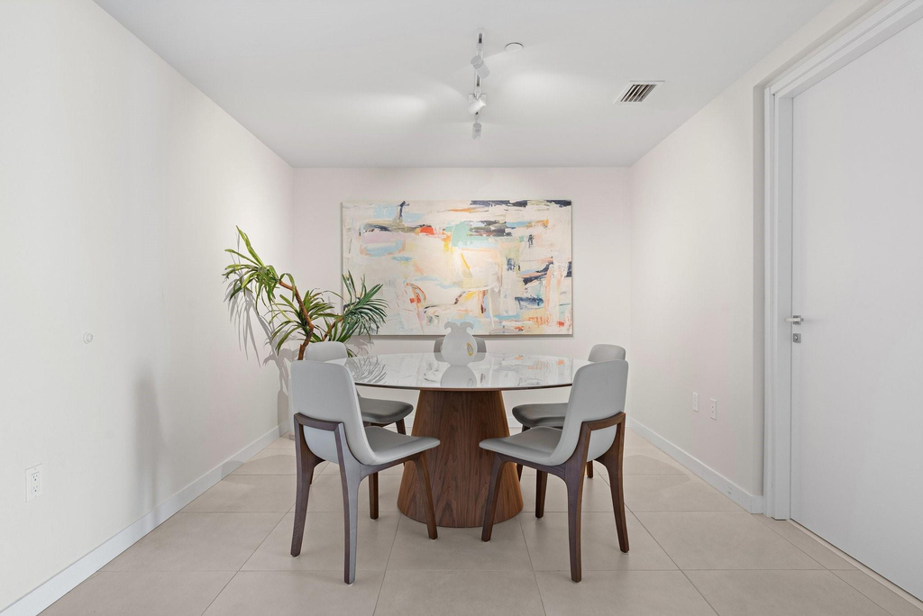 401 N Birch Road - Photo 7