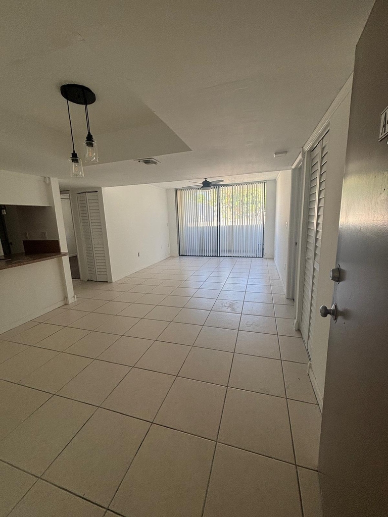 8000 Sw 149th Avenue - Photo 1