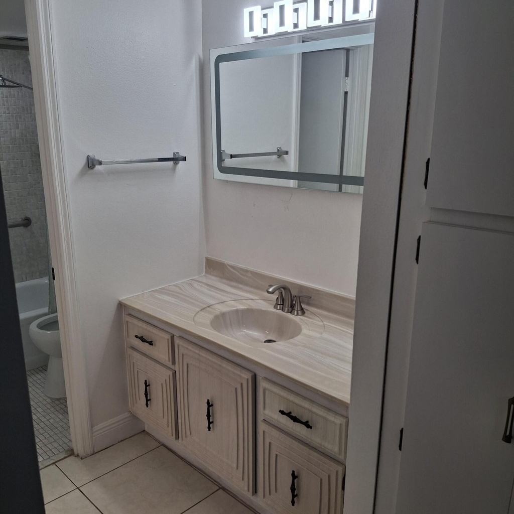 7041 Environ Boulevard - Photo 5