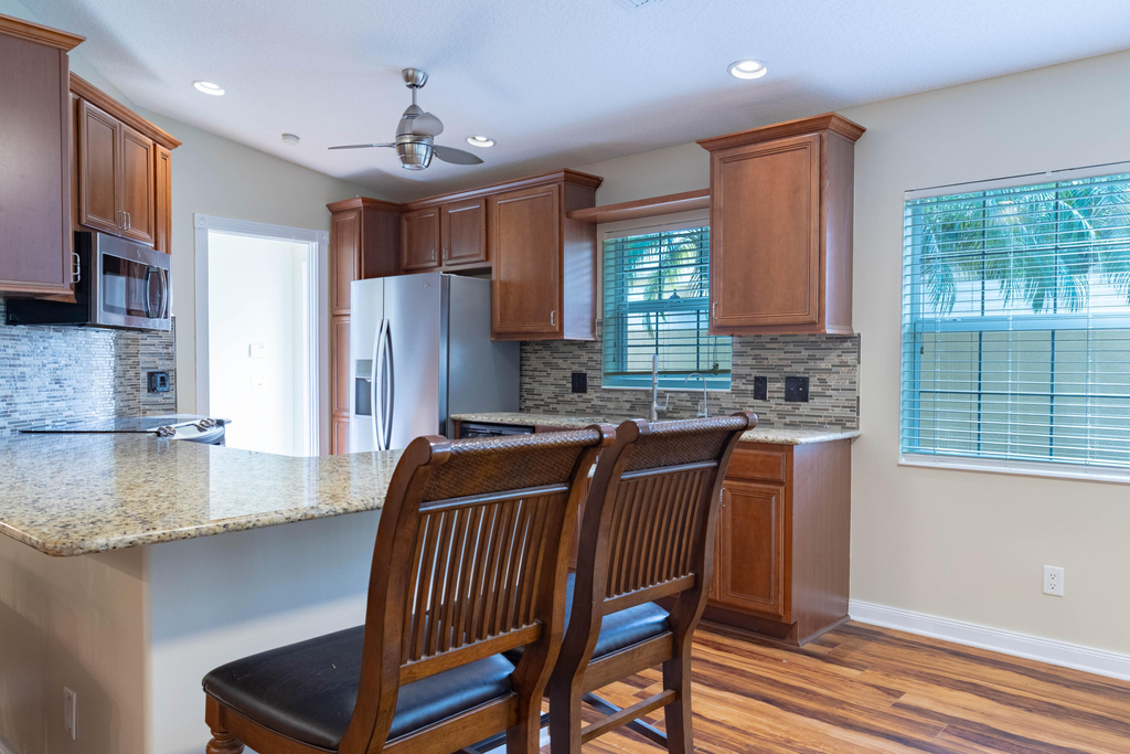 5009 Corsica Square - Photo 5