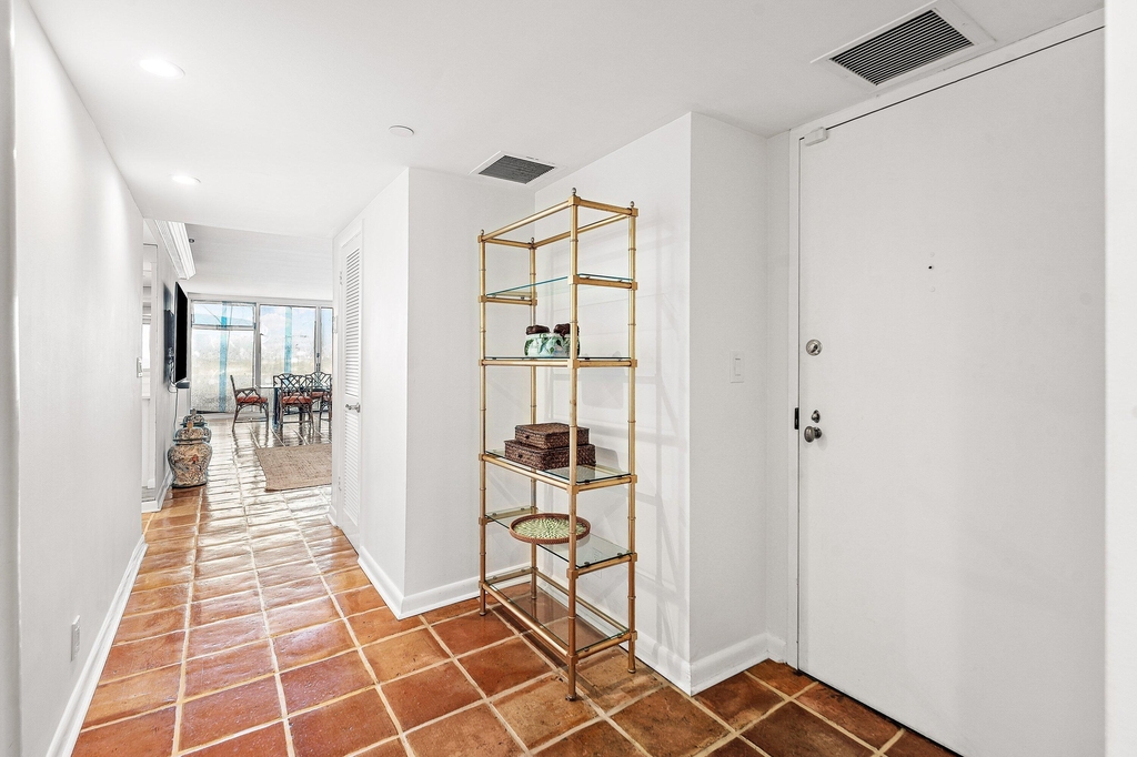 529 S Flagler Drive - Photo 1