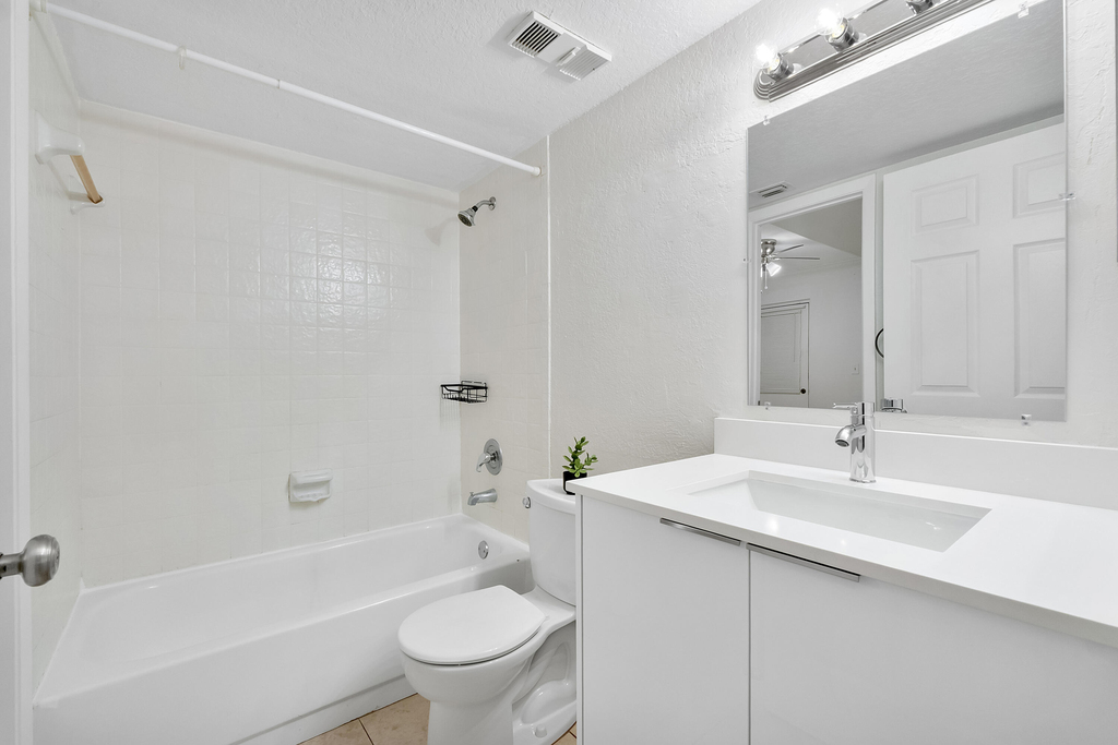 9777 Westview Drive - Photo 12