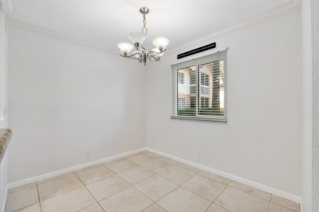 9777 Westview Drive - Photo 4