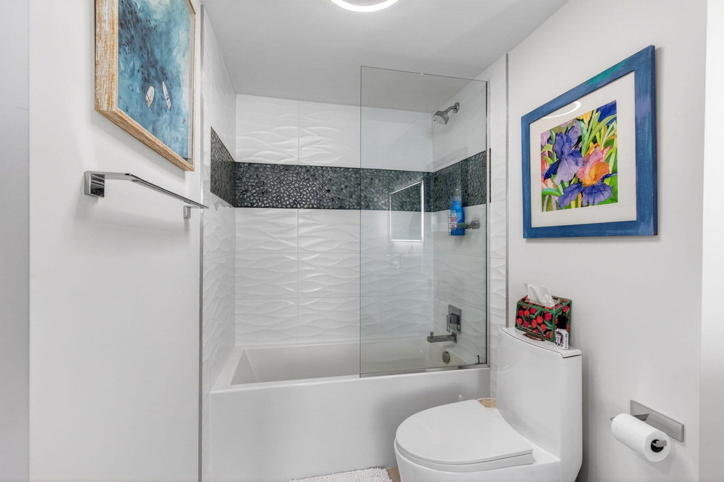 1236 Hillsboro Mile - Photo 55