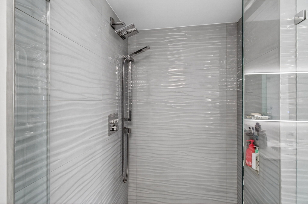 1236 Hillsboro Mile - Photo 45