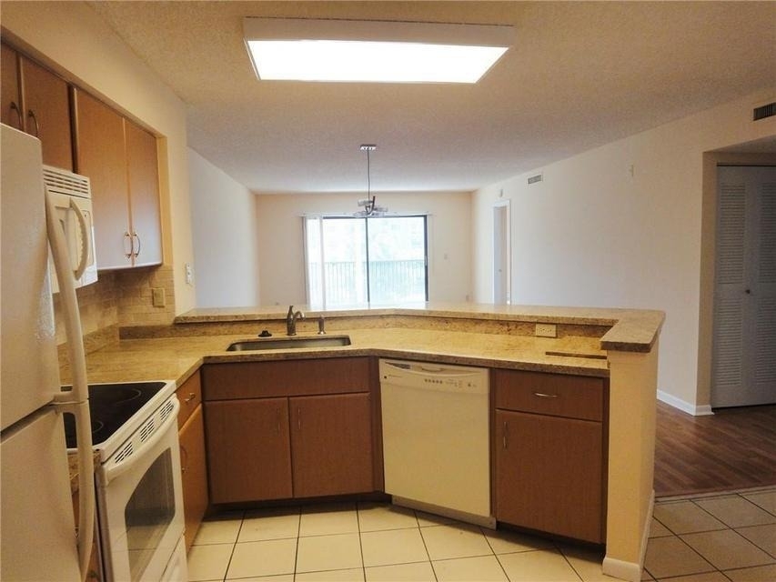 2213 Cypress Island Drive - Photo 4