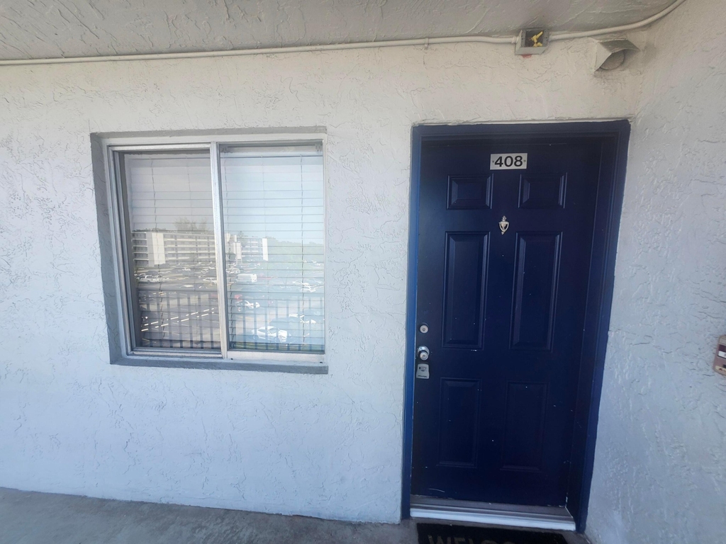 8600 N Sherman Circle N - Photo 1