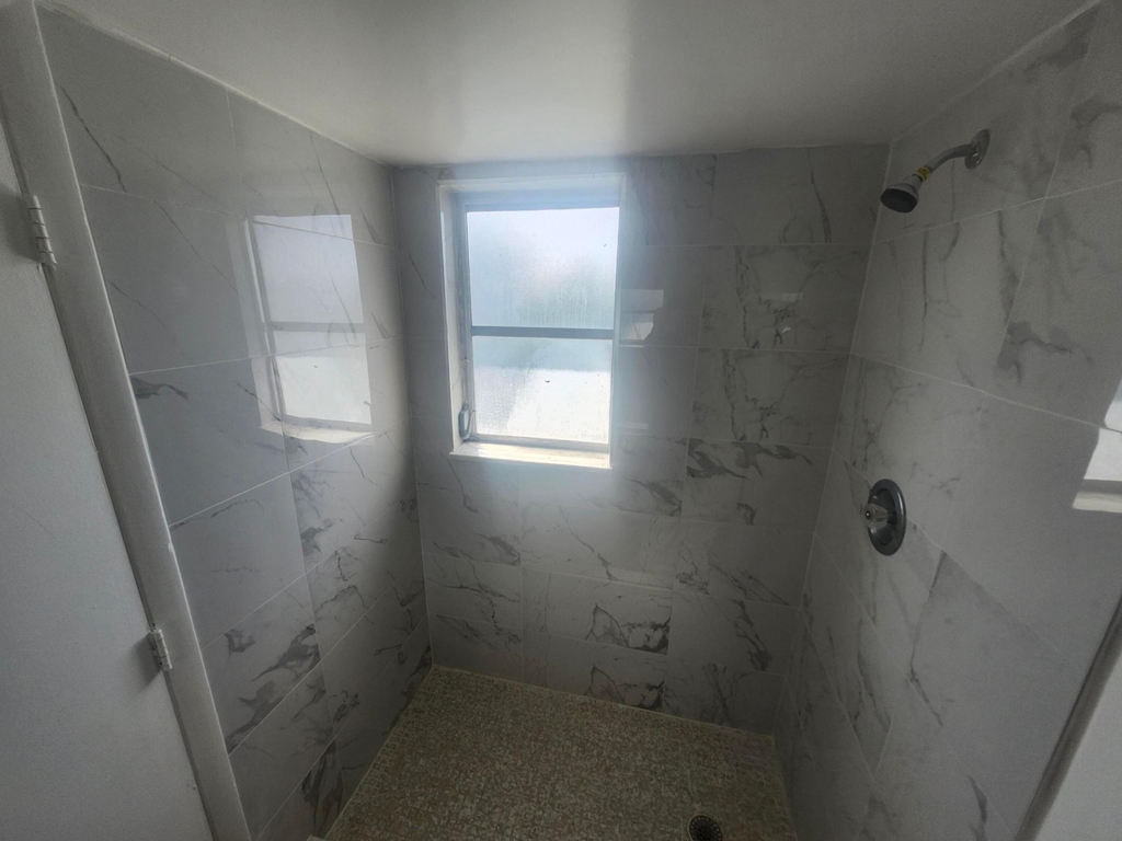 8600 N Sherman Circle N - Photo 13