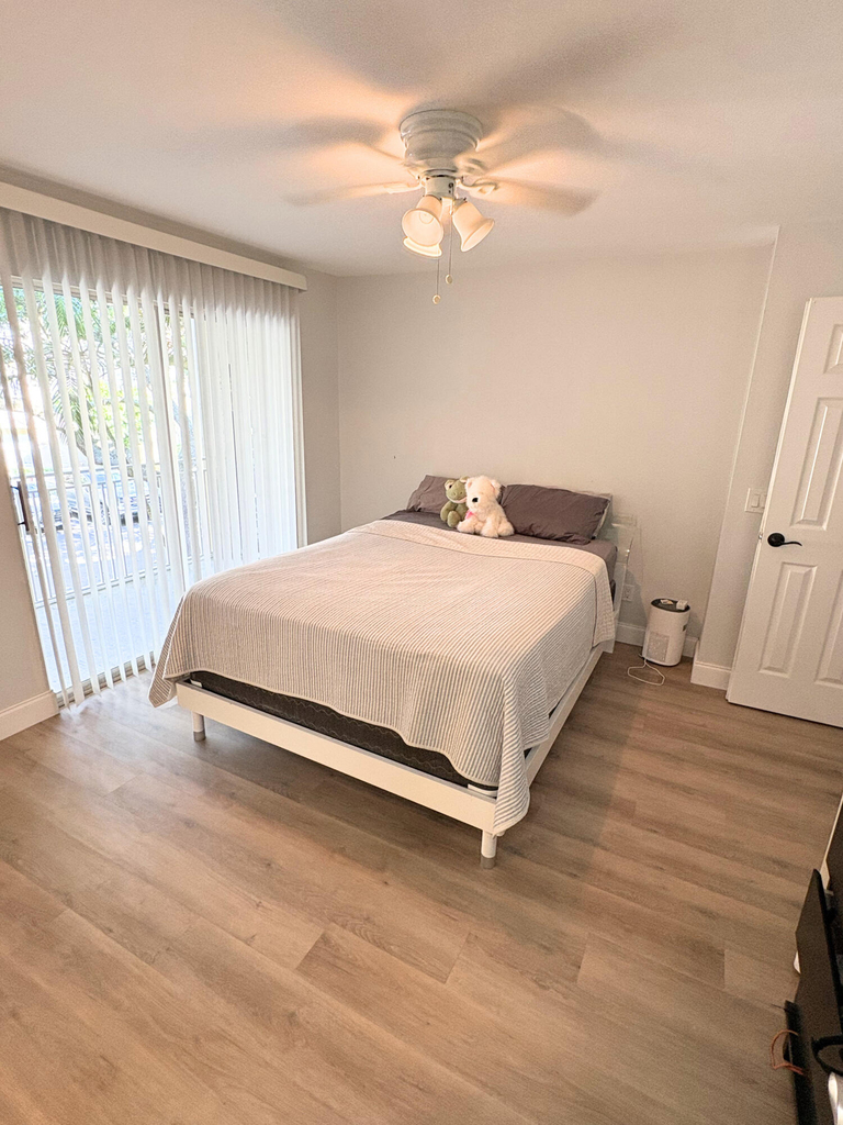 1760 Palm Cove Boulevard - Photo 4