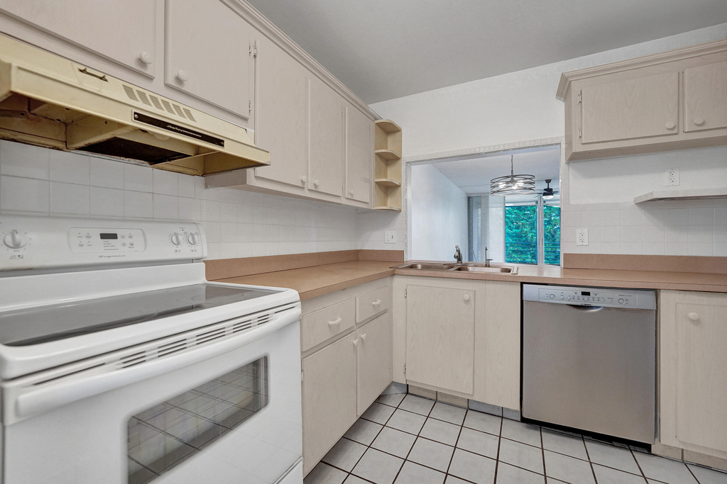 9470 Poinciana Place - Photo 12