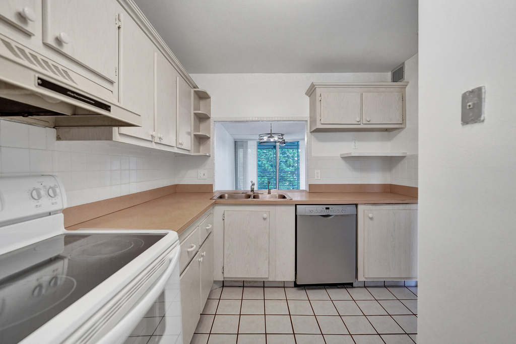 9470 Poinciana Place - Photo 13