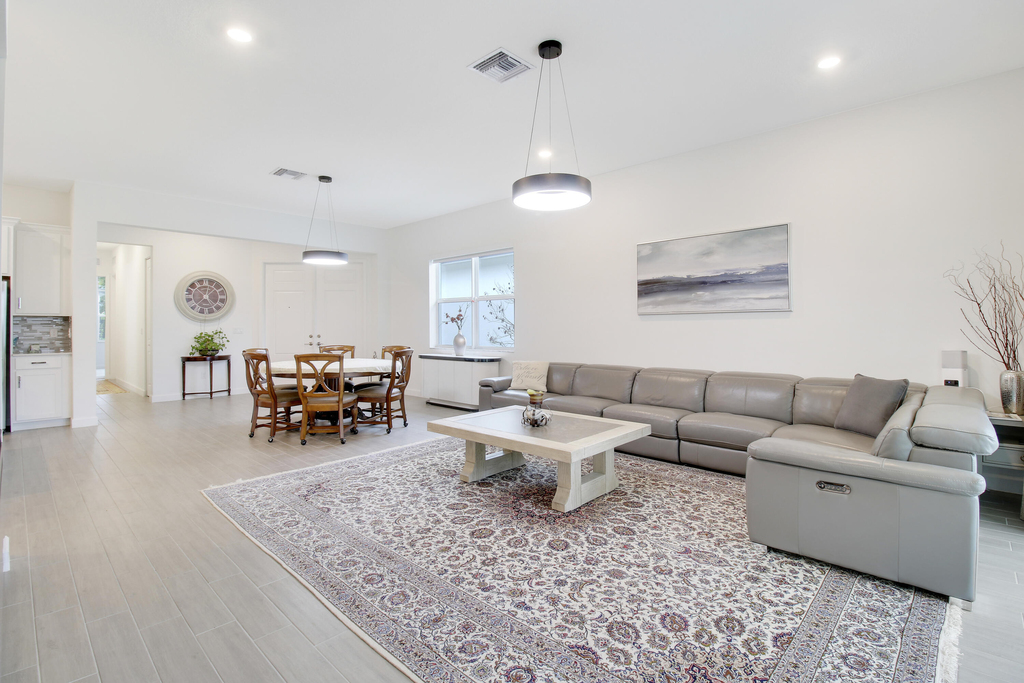 8914 Kingsmoor Way - Photo 16