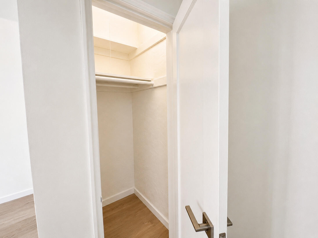 901 Collins Avenue - Photo 25