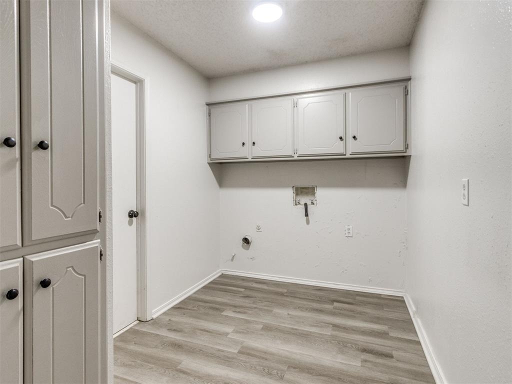 1400 Devonshire Circle - Photo 16