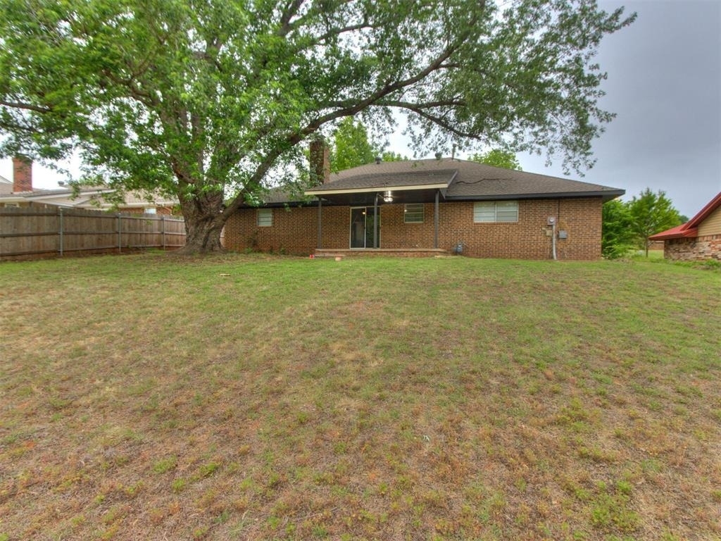 1400 Devonshire Circle - Photo 23