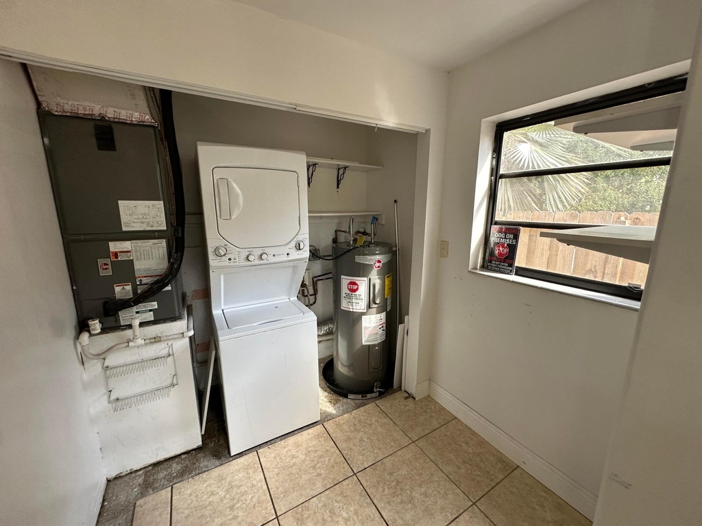 1424 Sw 9th Street - Photo 16