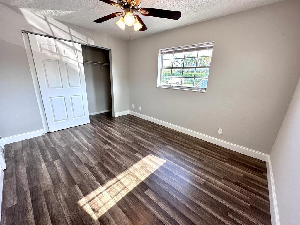 860 Center Street - Photo 4