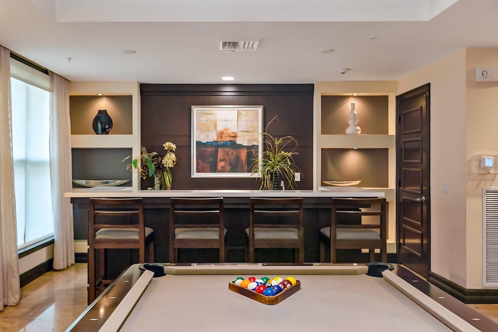 2421 Ne 65th Street - Photo 6