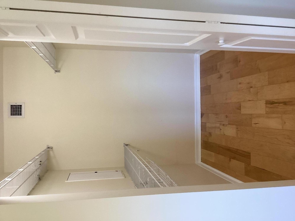 2421 Ne 65th Street - Photo 37