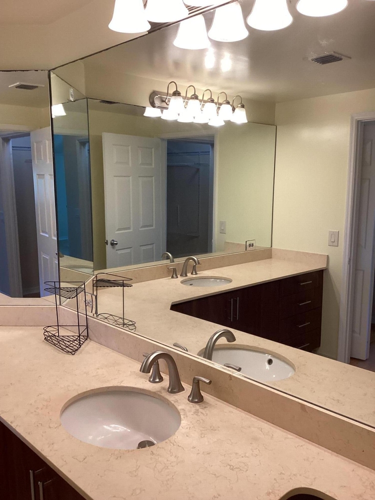 2421 Ne 65th Street - Photo 25